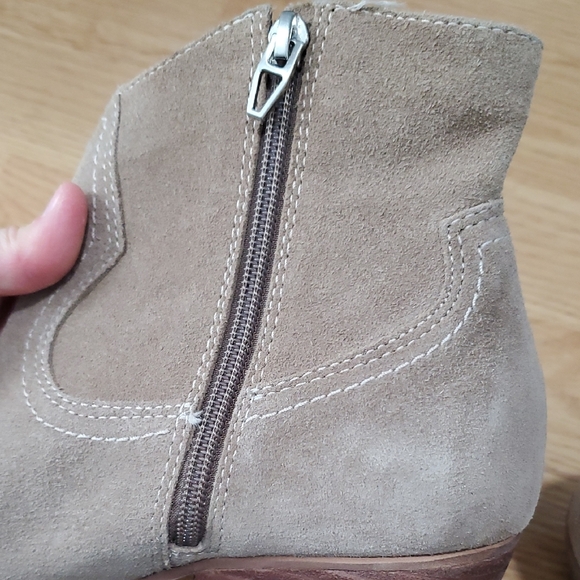 Dolce Vita Size 9 Taupe Suede Ankle Booties - Picture 12 of 12